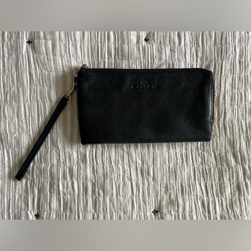 Coach Pebbled Leather Double Zip Wallet/Wristlet